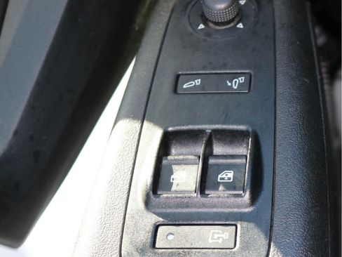 Used 2025 RAM ProMaster 2500 w/ Convenience Group FWD image 19