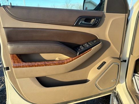 Used 2015 Chevrolet Suburban LTZ image 14