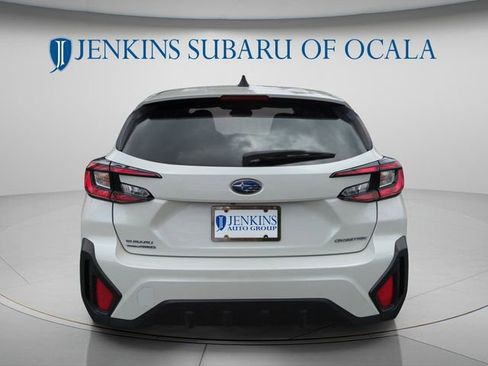 Used 2024 Subaru Crosstrek 2.0i AWD/4WD image 4