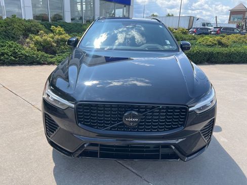 Certified 2024 Volvo XC60 T8 Ultimate w/ Climate Package AWD/4WD image 8
