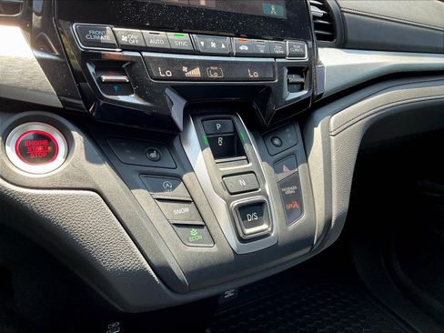 Used 2024 Honda Odyssey EX-L image 15