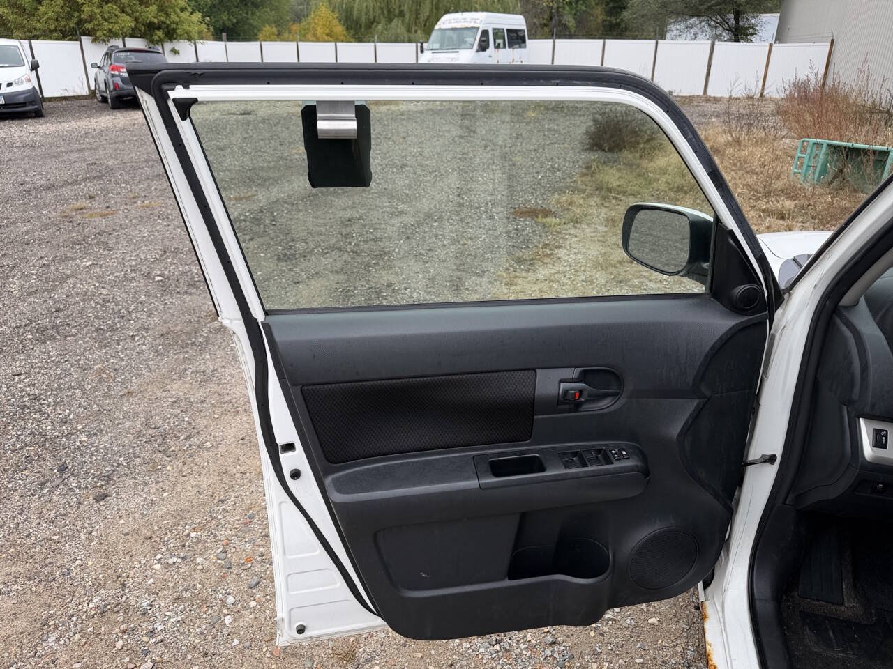 Used 2010 Scion xB FWD image 20
