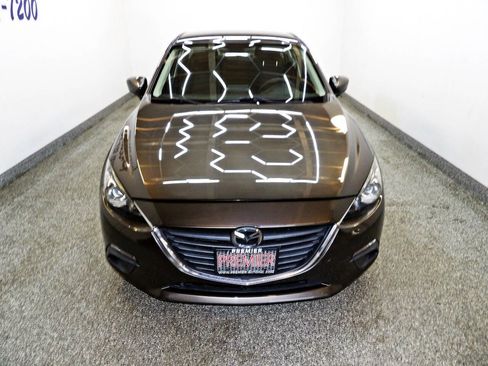Used 2015 MAZDA MAZDA3 i Sport FWD image 2