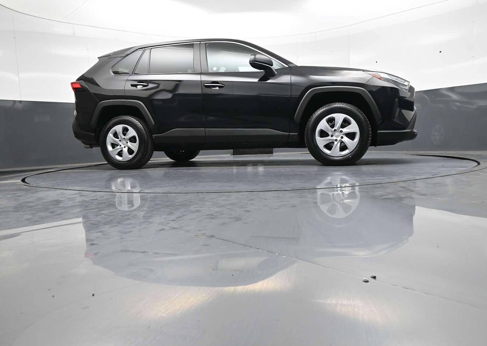 Used 2025 Toyota RAV4 LE FWD image 26