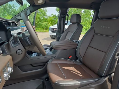 New 2026 GMC Sierra 1500 Denali AWD/4WD image 15
