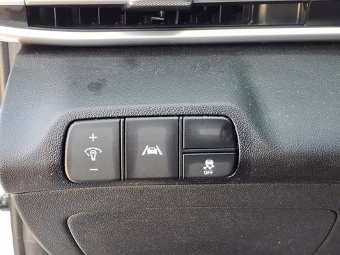 Used 2022 Hyundai Elantra SEL FWD image 22