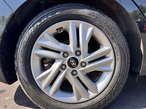 Used 2020 Hyundai Elantra Value Edition FWD image 31