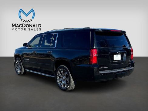 Used 2017 Chevrolet Suburban Premier image 4