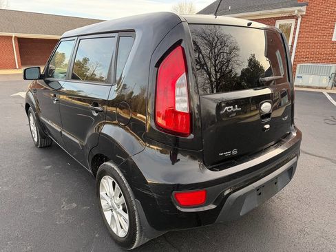 Used 2013 Kia Soul + w/ Audio Pkg image 5
