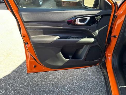 New 2026 Jeep Compass Limited image 10