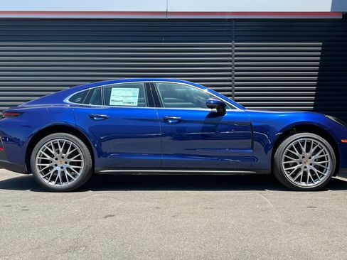 Used 2024 Porsche Panamera 4 image 9