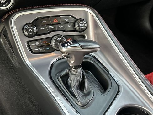 Used 2020 Dodge Challenger R/T w/ Plus Package image 27