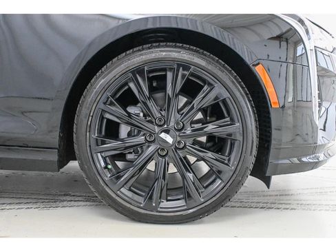 New 2025 Cadillac CT4 Premium Luxury image 8