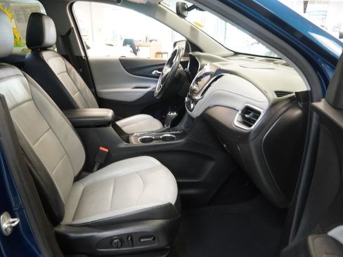 Used 2020 Chevrolet Equinox Premier AWD/4WD image 37
