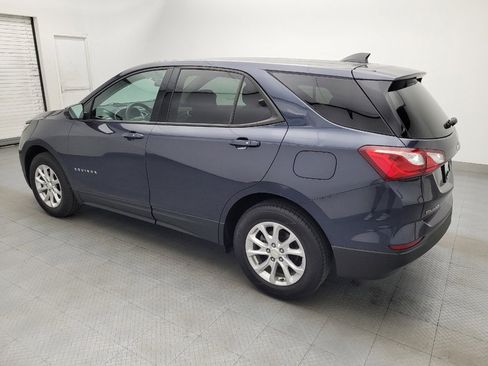 Used 2019 Chevrolet Equinox LS w/ LS Convenience Package image 3