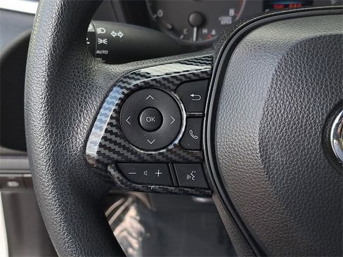 Used 2024 Toyota Corolla LE image 23