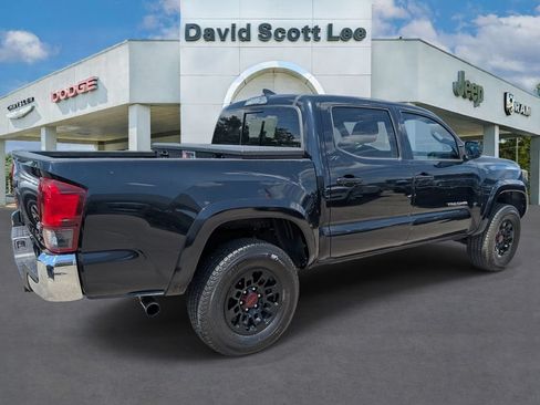 Used 2019 Toyota Tacoma SR5 AWD/4WD image 34