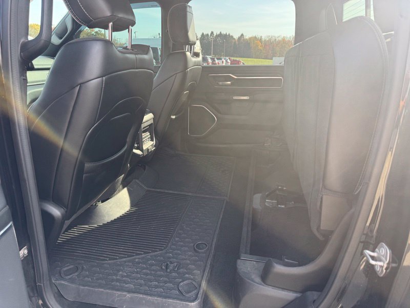 Used 2023 RAM 1500 Laramie AWD/4WD image 6
