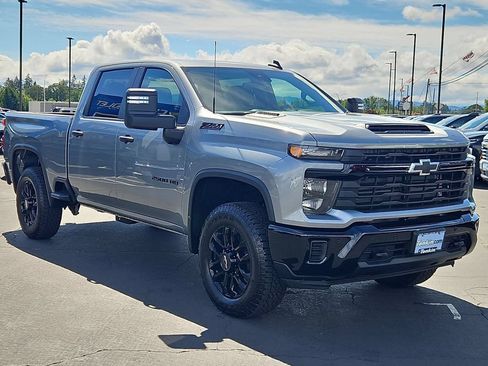 New 2026 Chevrolet Silverado 2500 Custom w/ Custom Value Package AWD/4WD image 8