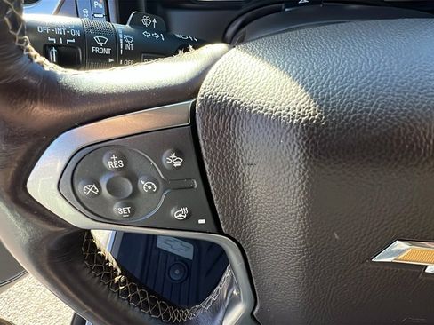 Used 2016 Chevrolet Suburban LTZ image 28