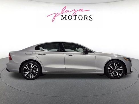 Used 2023 Volvo S60 B5 Plus AWD/4WD image 4