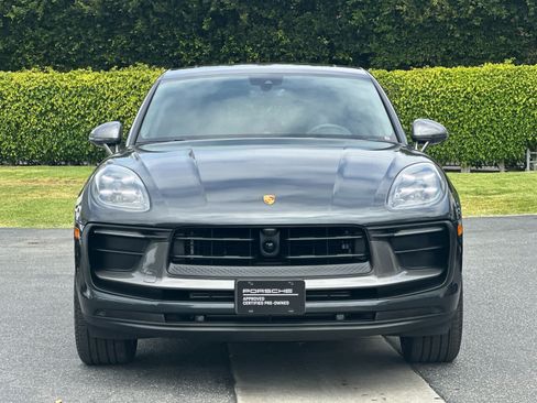 Certified 2026 Porsche Macan AWD/4WD image 11