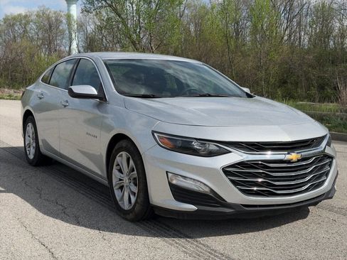 Used 2022 Chevrolet Malibu LT FWD image 29