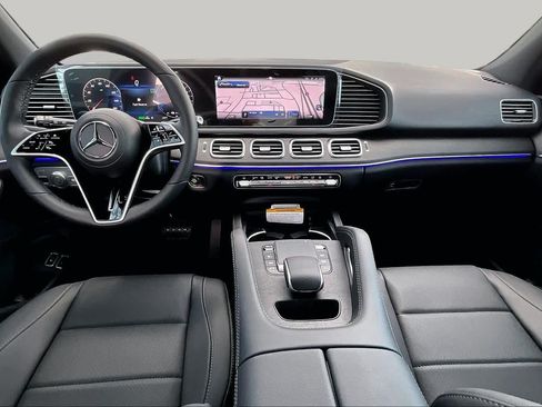 Certified 2025 Mercedes-Benz GLE 450e 4MATIC image 8