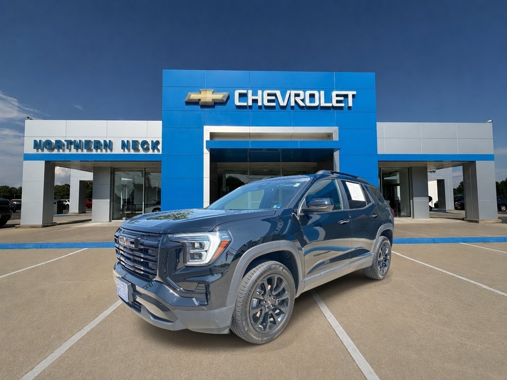 Used 2026 GMC Terrain Elevation w/ Elevation Premium Package AWD/4WD image 1