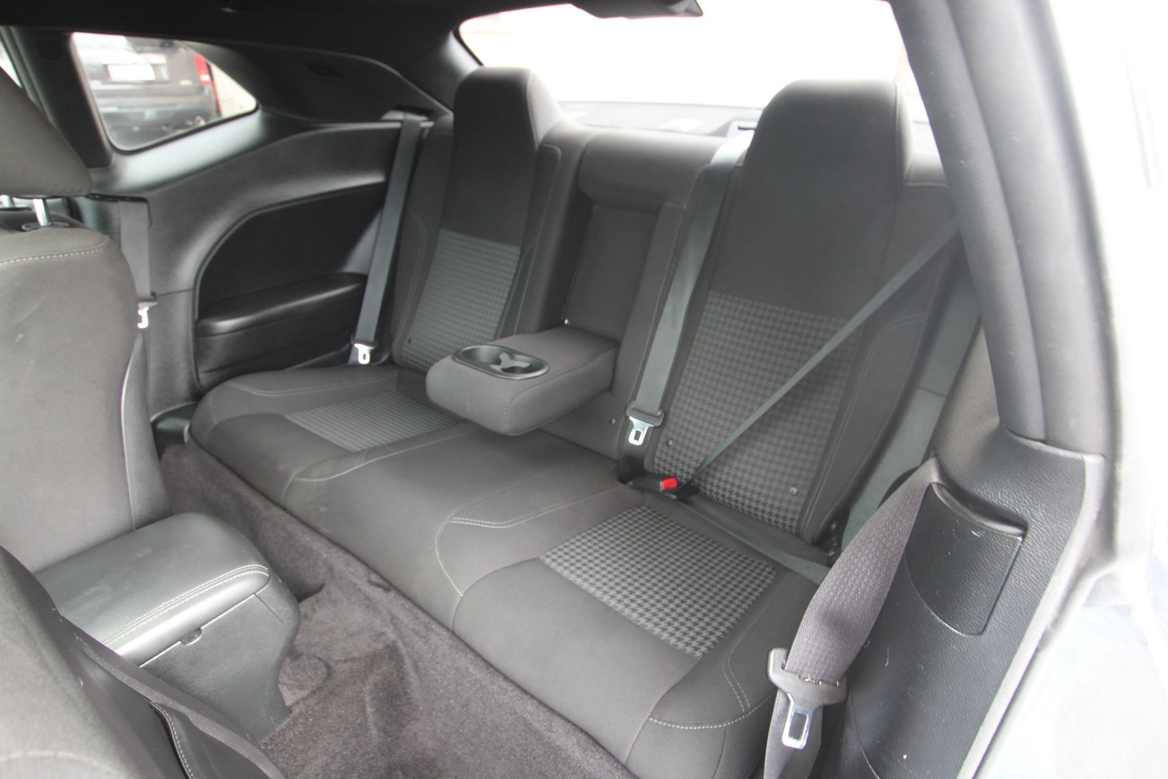 Used 2017 Dodge Challenger R/T w/ Cold Weather Group RWD image 11