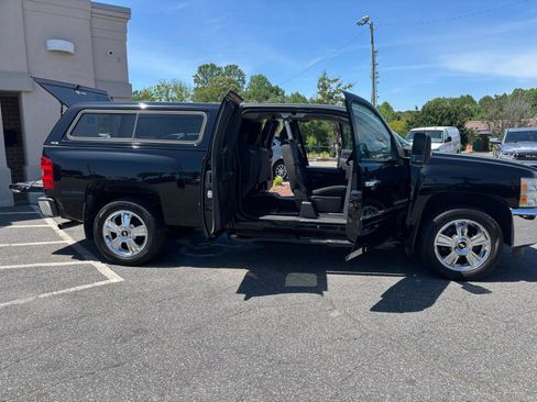 Used 2013 Chevrolet Silverado 1500 LT AWD/4WD image 26