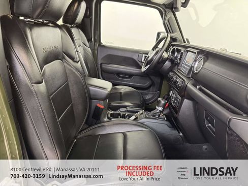 Used 2023 Jeep Wrangler Unlimited Sahara w/ Cold Weather Group AWD/4WD image 14