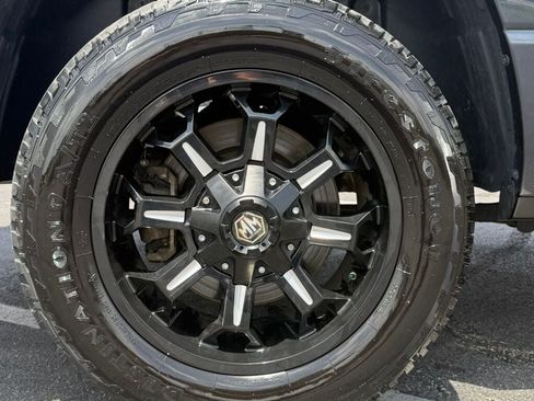 Used 2019 RAM 1500 Big Horn AWD/4WD image 39