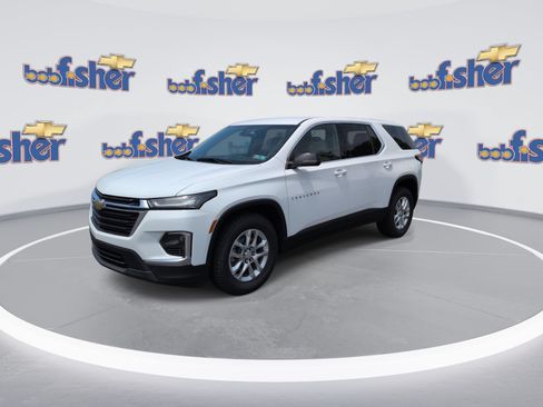 Certified 2022 Chevrolet Traverse LS AWD/4WD image 4