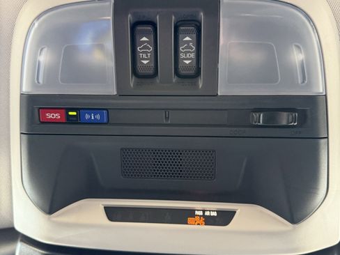 Used 2025 Subaru Crosstrek 2.5i Limited image 30