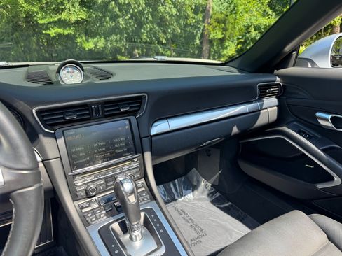 Used 2014 Porsche 911 Carrera 4 AWD/4WD image 45