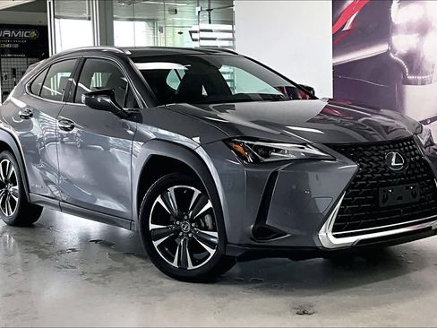 Used 2019 Lexus UX 250h w/ Premium Package AWD/4WD image 19