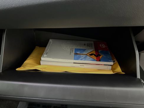 Used 2025 Toyota Corolla XSE image 35