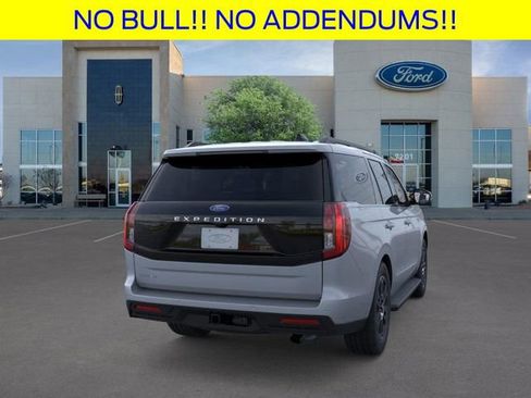 New 2025 Ford Expedition Active image 9