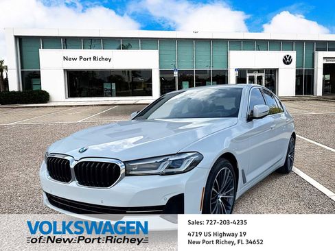 Used 2023 BMW 540i xDrive image 1