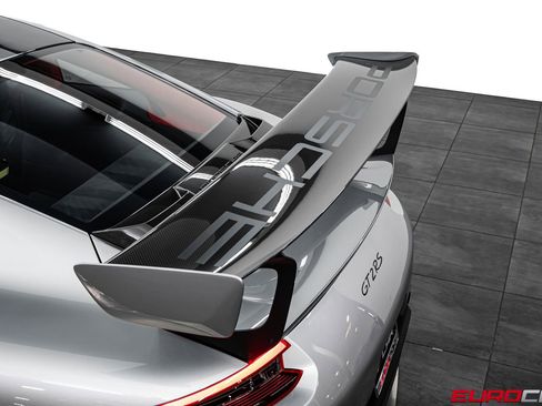 Used 2019 Porsche 911 GT2 RS RWD image 25