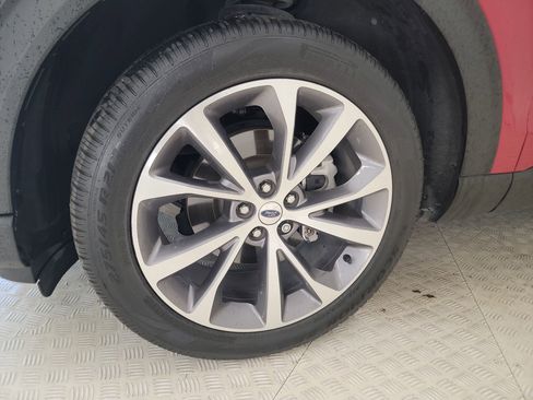 Certified 2025 Ford Explorer Platinum w/ Ultimate Package image 10