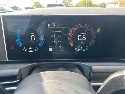 New 2026 Hyundai Tucson SE image 25