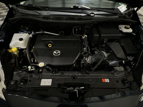 Used 2014 MAZDA MAZDA5 Grand Touring FWD image 37