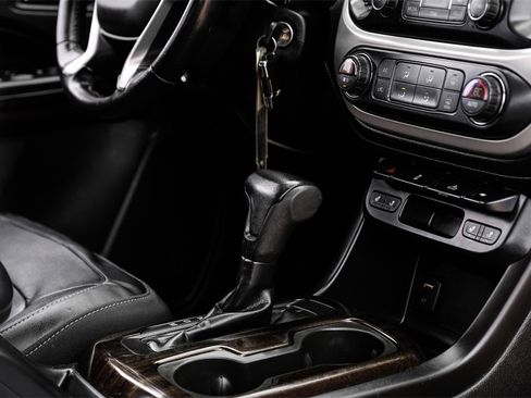 Used 2016 GMC Canyon SLT image 19