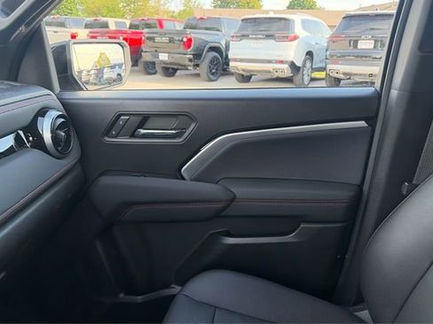 Used 2023 Chevrolet Colorado Z71 w/ Z71 Convenience Package 2 AWD/4WD image 20