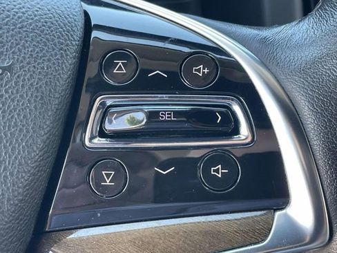 Used 2020 Cadillac Escalade Premium Luxury AWD/4WD image 31