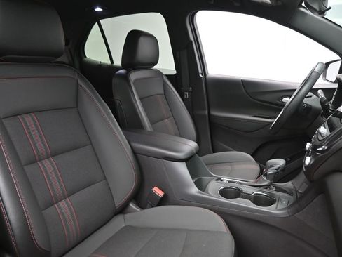 Used 2024 Chevrolet Equinox RS image 19
