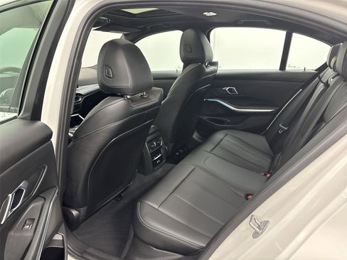 Used 2025 BMW 330i xDrive Sedan w/ M Sport Package image 29