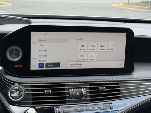 Used 2023 Lexus LS 500 AWD w/ Interior Upgrade Package image 10